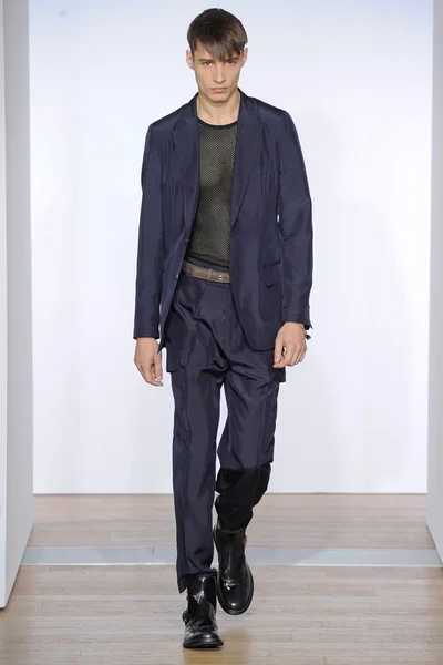 Look 5